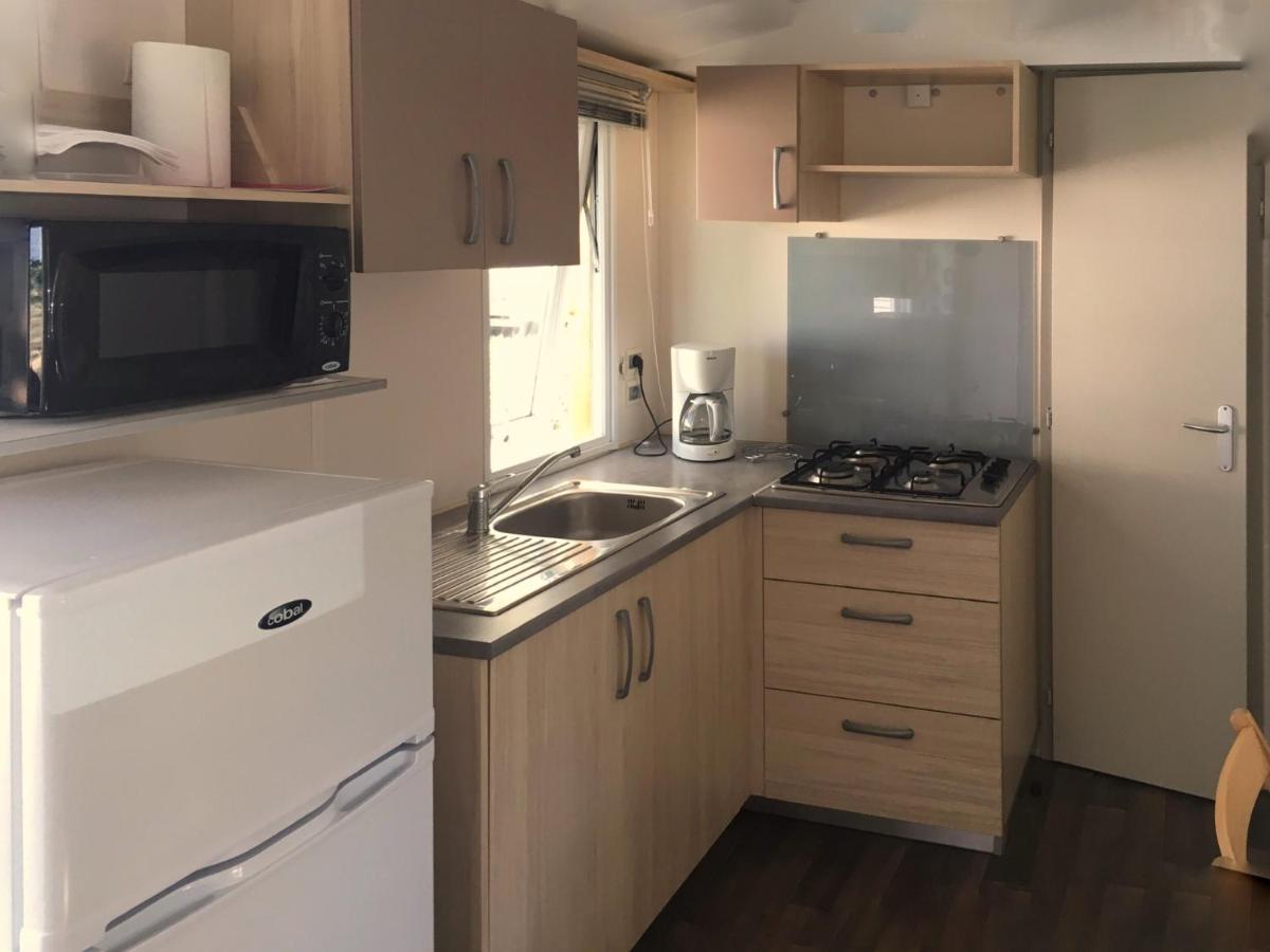 Mobil Home Pour 6 Personnes Climatise A Quelques Minutes Des Plages Agde Buitenkant foto