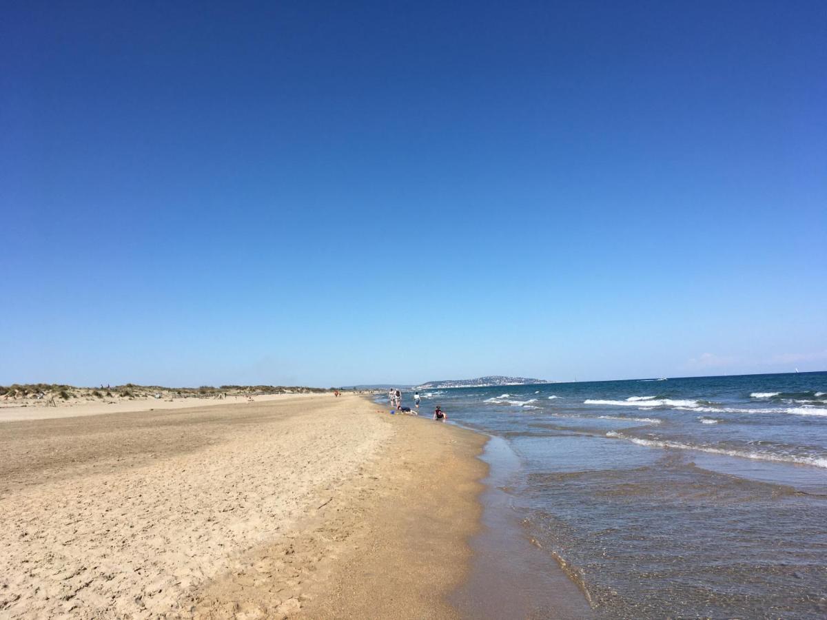 Mobil Home Pour 6 Personnes Climatise A Quelques Minutes Des Plages Agde Buitenkant foto